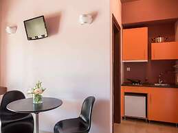 Petritos Rooms and Studios