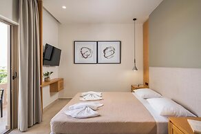 Petritos Rooms and Studios