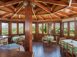 Petritos Rooms and Studios