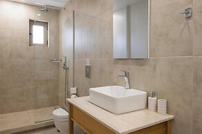 Petritos Rooms and Studios