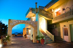 Petritos Rooms and Studios