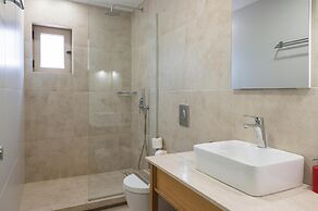 Petritos Rooms and Studios