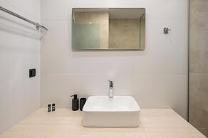 Petritos Rooms and Studios