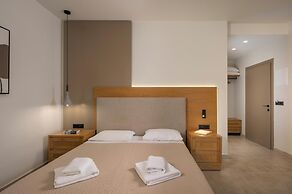 Petritos Rooms and Studios