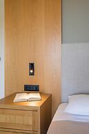 Petritos Rooms and Studios