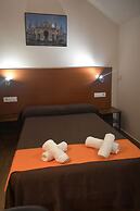 Hostal Alamare