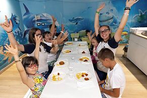 Family Hotel Pinetina Mare