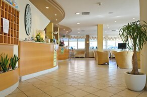 Family Hotel Pinetina Mare