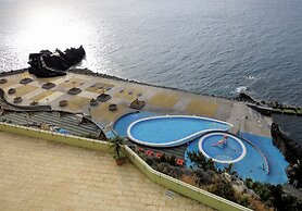 Superior Rentals in Madeira - Lido