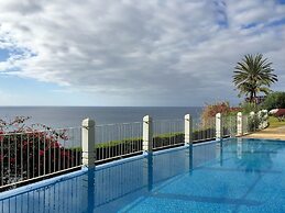 Superior Rentals in Madeira - Lido