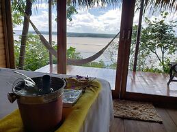 Alta Vista Amazon Lodge