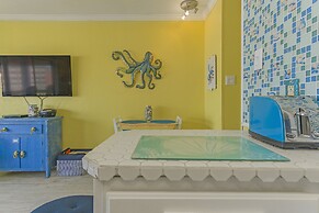 Casa del Mar On The Seawall