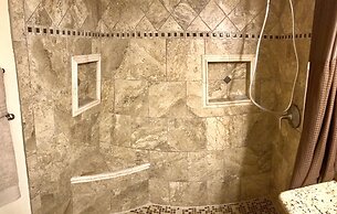 Casa del Mar On The Seawall