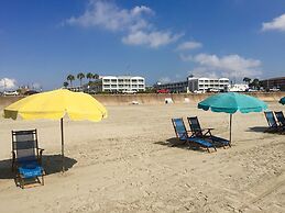 Casa del Mar On The Seawall