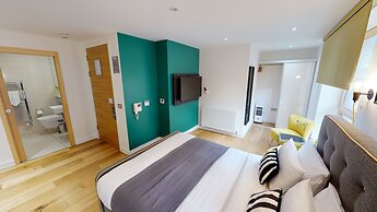 Quay Apartments Manchester