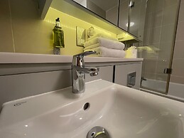 Quay Apartments Manchester