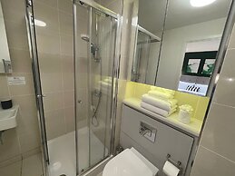 Quay Apartments Manchester