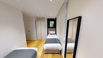 Quay Apartments Manchester