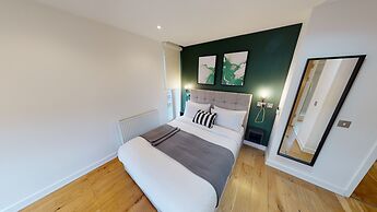 Quay Apartments Manchester