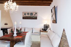 Sea Breeze Balcony of Mykonos