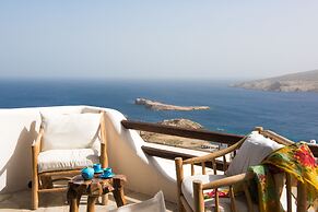 Sea Breeze Balcony of Mykonos