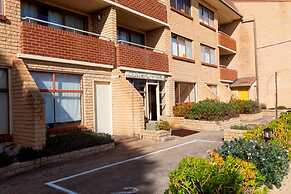 Central Park 4 - Centre of Jindabyne