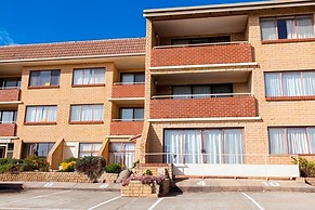 Central Park 4 - Centre of Jindabyne