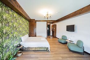 Egmont Resort