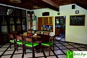 Bukit Raya Guesthouse