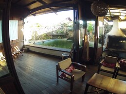 Bukit Raya Guesthouse