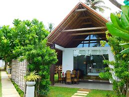 Blue Whale beach boutique Resort