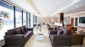 B2 Sriracha Premier Hotel