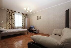 ApartLux Frunzenskaya Riverside