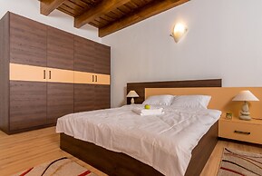 Casa Nicolae Luxury Suites