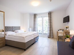 VacationClub - Aquamarina Apartments