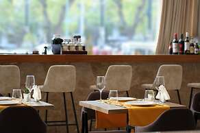 B4B Athens Signature Hotel