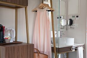 B4B Athens Signature Hotel