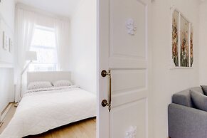 City of Rivers Kirochnaya 27