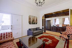 City of Rivers Kirochnaya 27