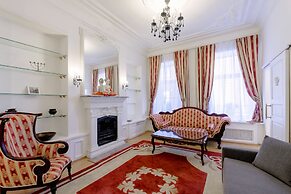 City of Rivers Kirochnaya 27