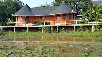 Khemmarat Baandin Resort
