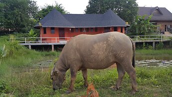 Khemmarat Baandin Resort