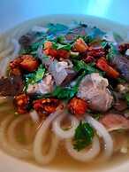 Khemmarat Baandin Resort