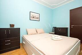 Apartlux on Ploshchad Pobedy