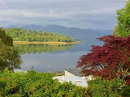 Linnhe Lochside Holidays