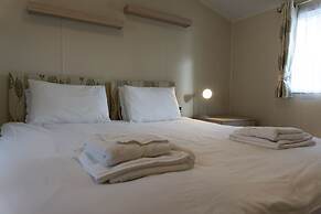 Linnhe Lochside Holidays