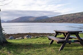 Linnhe Lochside Holidays