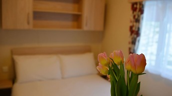 Linnhe Lochside Holidays