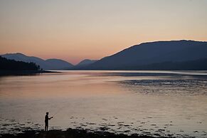 Linnhe Lochside Holidays