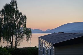 Linnhe Lochside Holidays